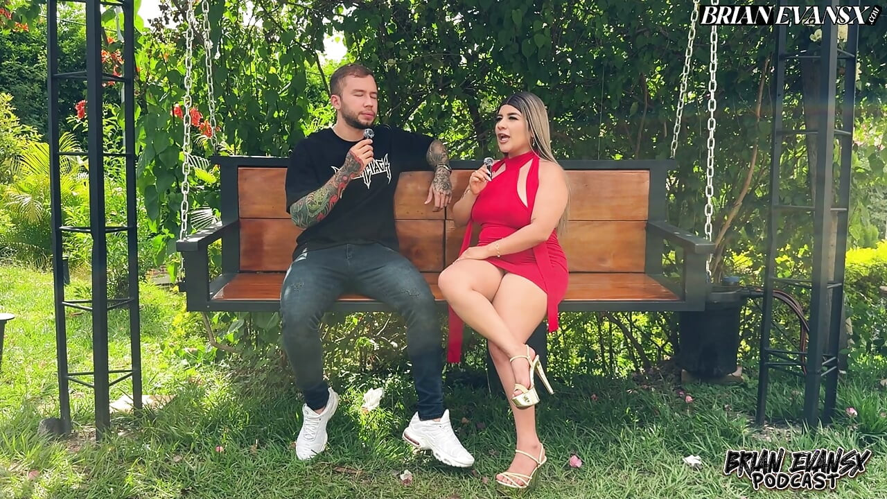Blonde Colombian Naty Delgado has a podcast that ends with outdoor sex - Brian Evansx