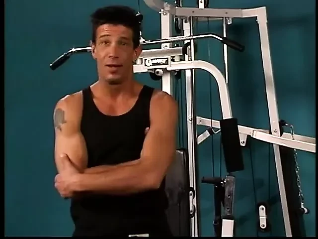 Sweatin it 8 2003 年