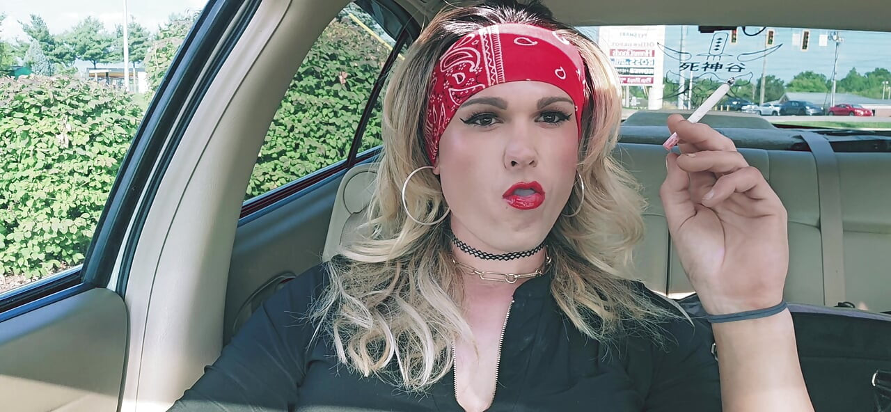 Kylie Babes Smoking Fetish Car Play