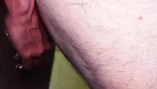 Покорная шлюшка дала мне то, что мне было нужно - его анальная девственность