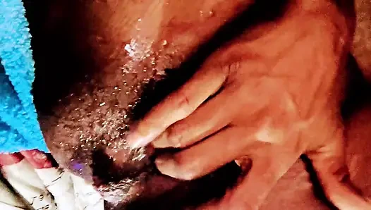 Aku nggak pernah puas sama kontolku