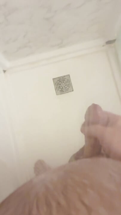 Retired Army Veteran Playing with His Cock in the Shower