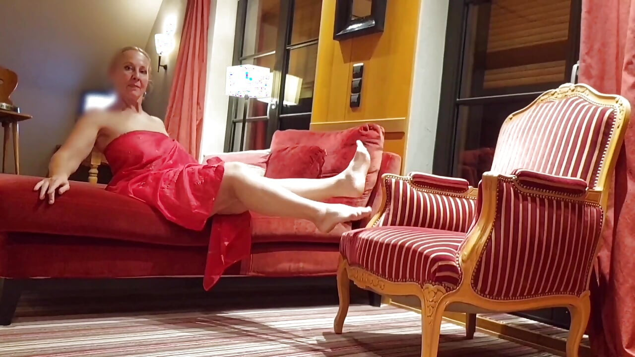 Mature Blonde Wife Enjoys Daily Sex