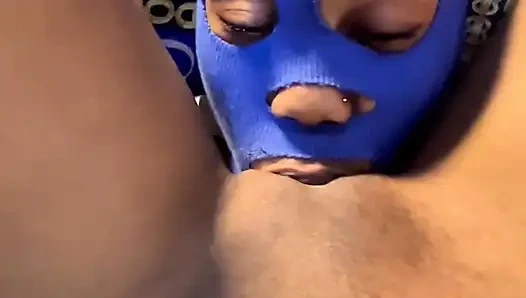 Meine stiefsis lutscht meine muschi