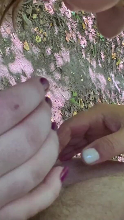 Sucking cock in the woods | Clip 1