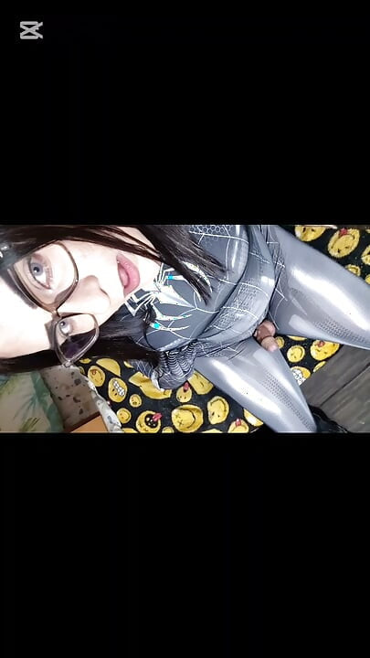 Cómete este gran culo transexual
