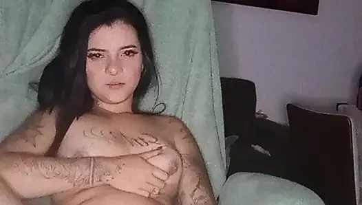 Принимаю душ