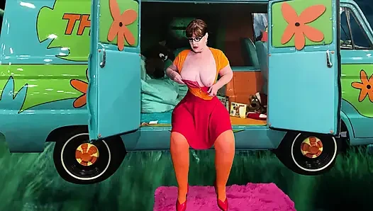 Granny Carmen's Cosplayed Fucking Compilation 53021COMP