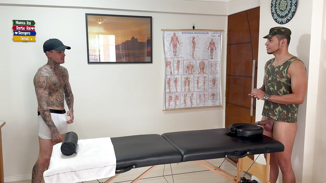 Naughty masseuse made me cum