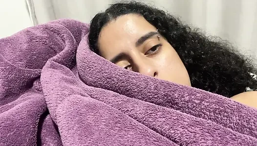 Behaarte muschi bei Deren behaarte frau