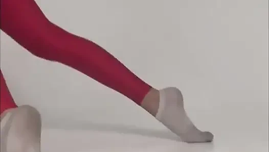 Yoga dengan legging ketat merah
