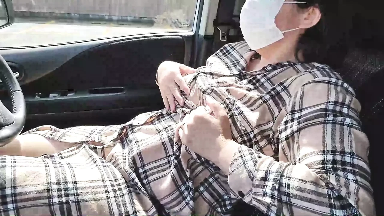 Married Woman Masturbating in the Car