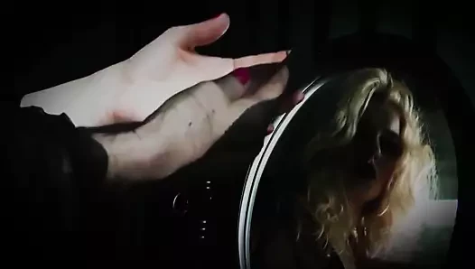 Naylon boyun eğmeme bastırılmış