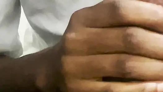 Genç küçük aşık üniversiteden sonra emiyor ve biniyor