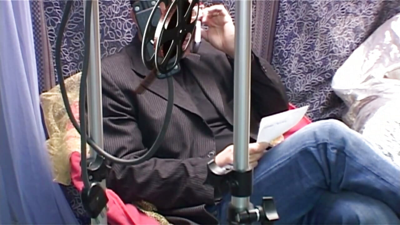 보지에서 딜도를 사랑하는 거유 밀프