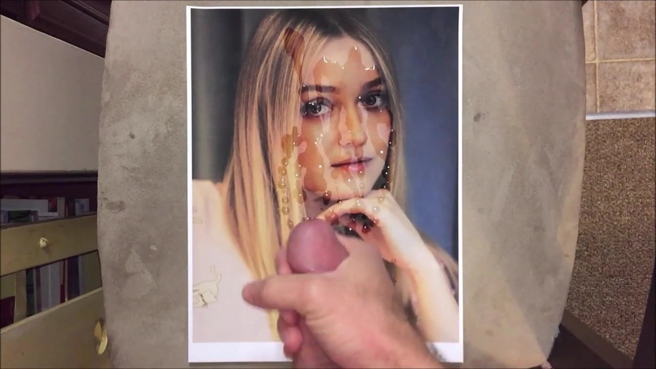 Dakota mengipasi cum upeti 026