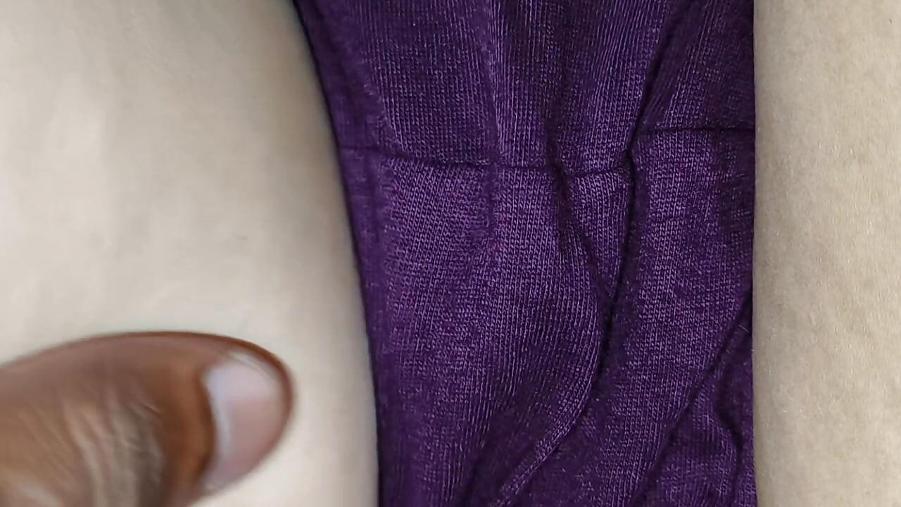 Village ki Sab Se Khobsoort Lardki ki Chudai little tits in big Cock