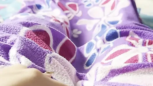 Güzel Kız Mastürbasyon Yapıyor