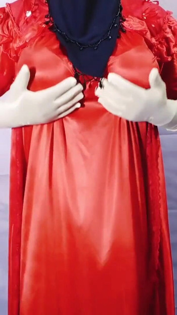 Suri rumah panas cantik Bangladesh berkongkek di dalam bilik | Klip 2