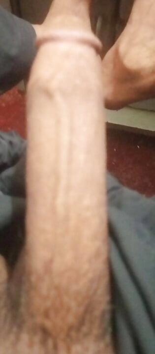 These are pictures of my cock and anyone who wants a real relationship with this cock can contact me.