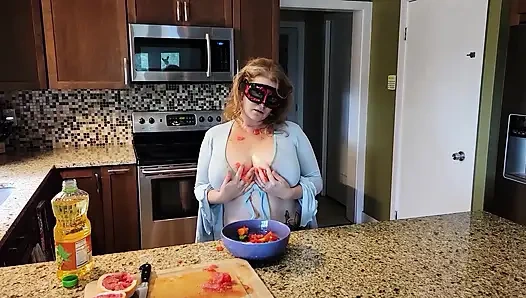 Only Fans Slut COMPILATION Dirty Mommy uses Amateur Wife Curvy Body and Huge Tits to EARN