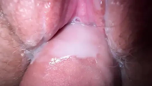 Nahaufnahme, fick mit meinem teen-mitbewohner und sperma auf haarige muschi