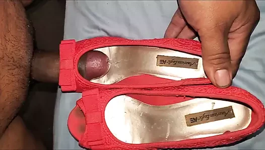 found pink peep toe heels in back of customer car