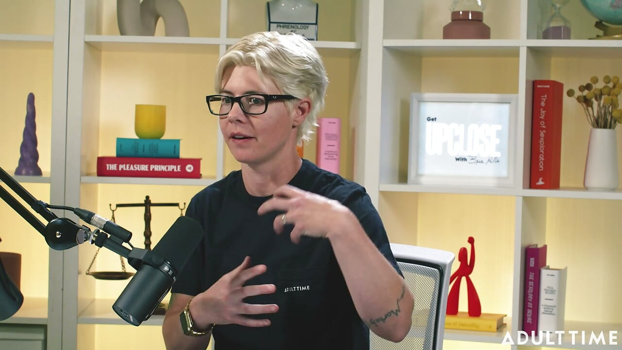 Khloe Kingsley: Squirting on Camera & Red Flags