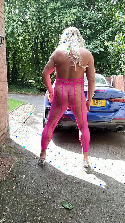 Sexy Crossdresser Kellycd2022's in pink fishnet catsuit and heels