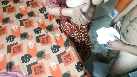 Bhabhi ne sara pani nikal diya.