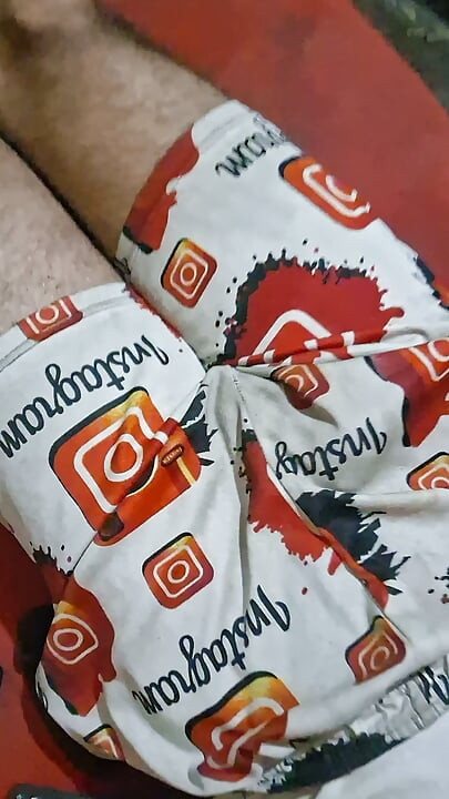 Mijn geile masturbatie met mijn mooie meid