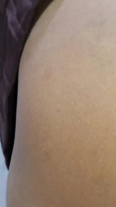 "처음으로 섹스를 경험하는 젊은 인도 여대녀 - 풀 힌디어 오디오"에서 꼭 봐야 할 순간