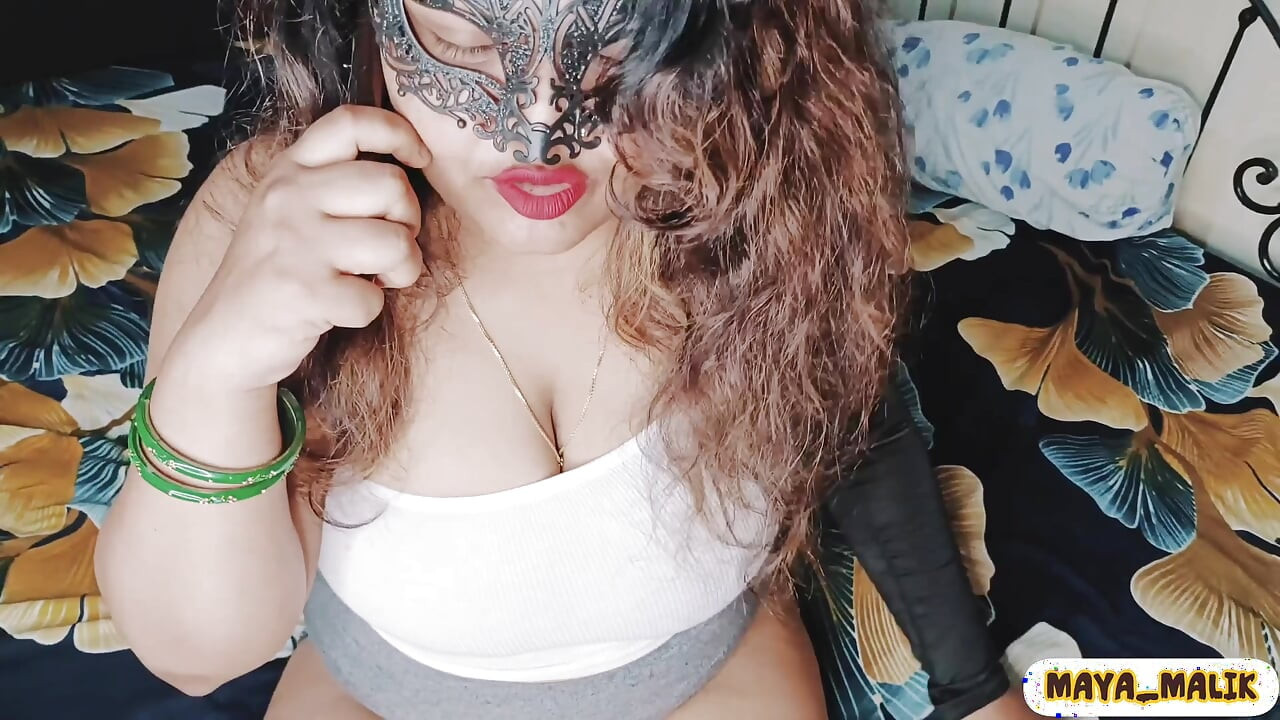 After her boyfriend cheated on her, Maya called his friend to her house and banged him..Hindi role play