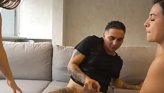 Meine Frau entdeckt, dass ihr Mann untreu gegenüber dem Nachbarn ist, und gibt ihm zu ihrem Jahrestag einen Dreier mit ihr