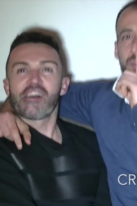 マドリッドから2人の男の子との最初のポルノクリップ