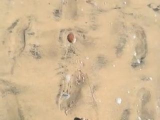 Caminhe nua na praia de maspalomas