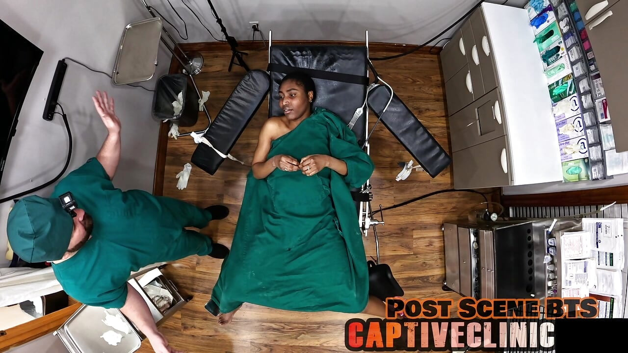 Mänskliga marsvin - Daisy Mynx