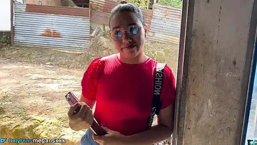 Он приходит ко мне домой, чтобы проповедовать Слово, а я учу его своим.