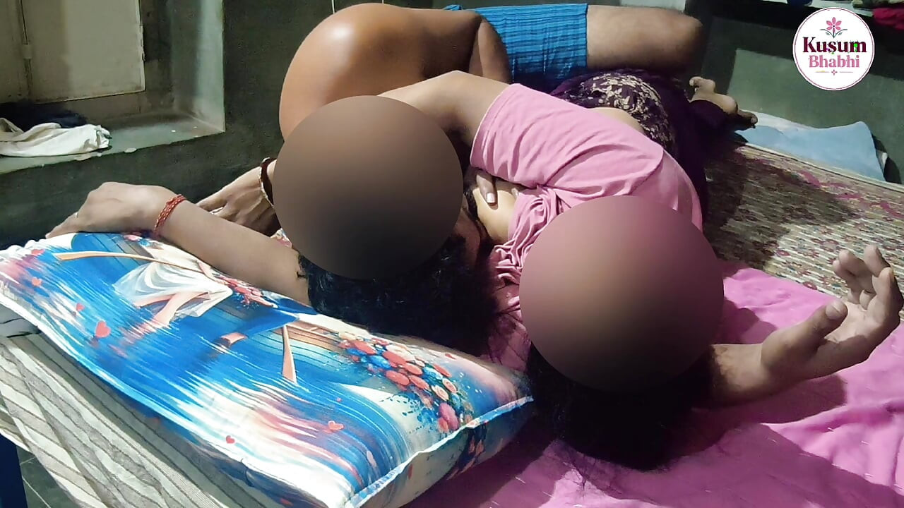 Kusum Bhabhi, пълен твърд секс съпруг цяла нощ