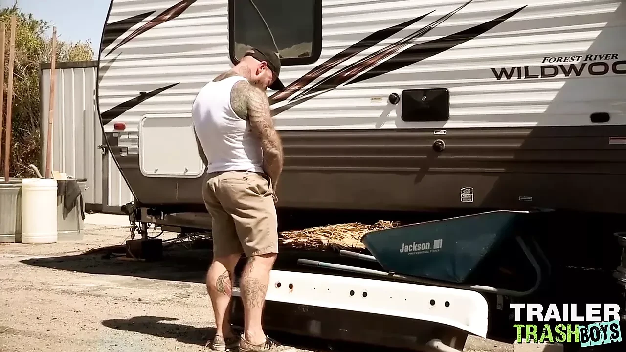 TRAILERTRASHBOYS Jack Dixons Big Dick Sucked By Beaux Morgan