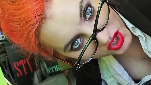 Çapraz külotlu çorap bacakları fetişi