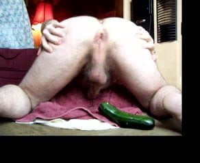 no hands cumming with cucumber