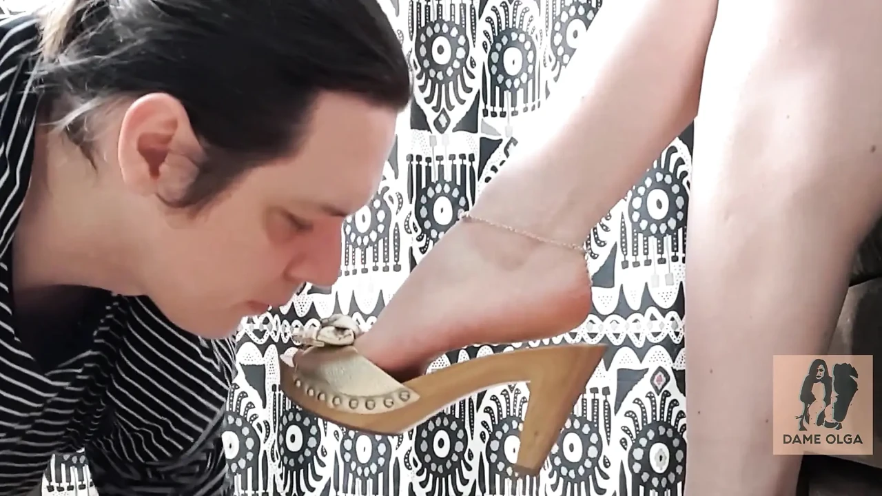 Bare Feet Worship, Shoejob in Wooden Mules & Cum on Shoes - Dame Olga 1080p (053b)