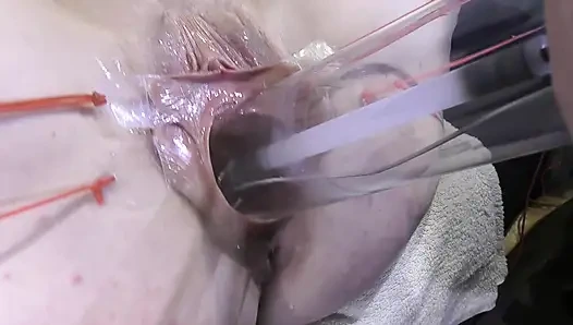 Uzak Yayılmış Vajina Yakın Çekimde Lambayla 1000watt