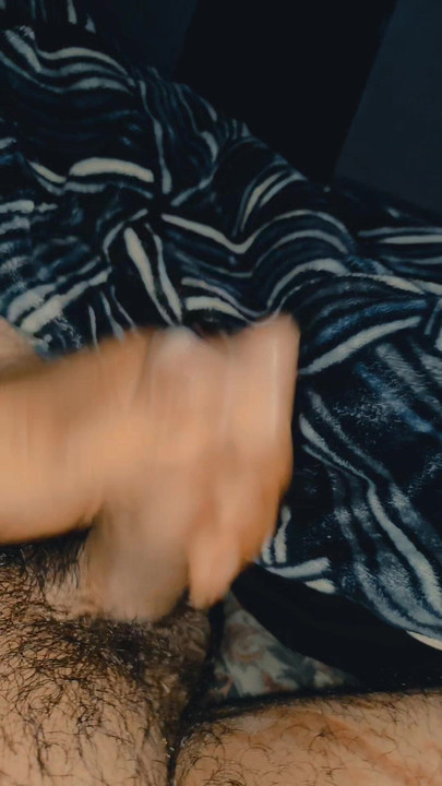 Masterbating himself handjob cum