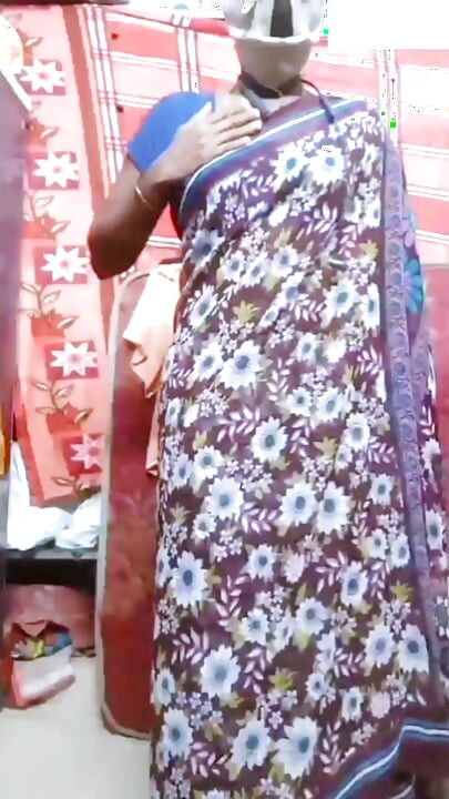 Desi Indian Tamil Wife Renu Nude Live Call Sugar Stepdaddy Boobs Slap Pussy Finger Ass Fuck Hot Voice!