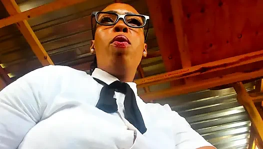 Ролевая игра Наказание извращенца за игру порно в библиотеке