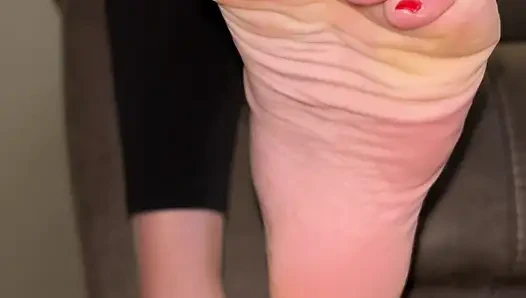 Kaki Ivy diabaikan dengan kaki ivy