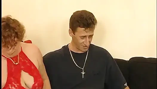 Olgun iki adamı memnun ediyor