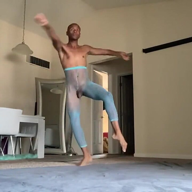 当你下山时，你把我旋转右圆宝贝